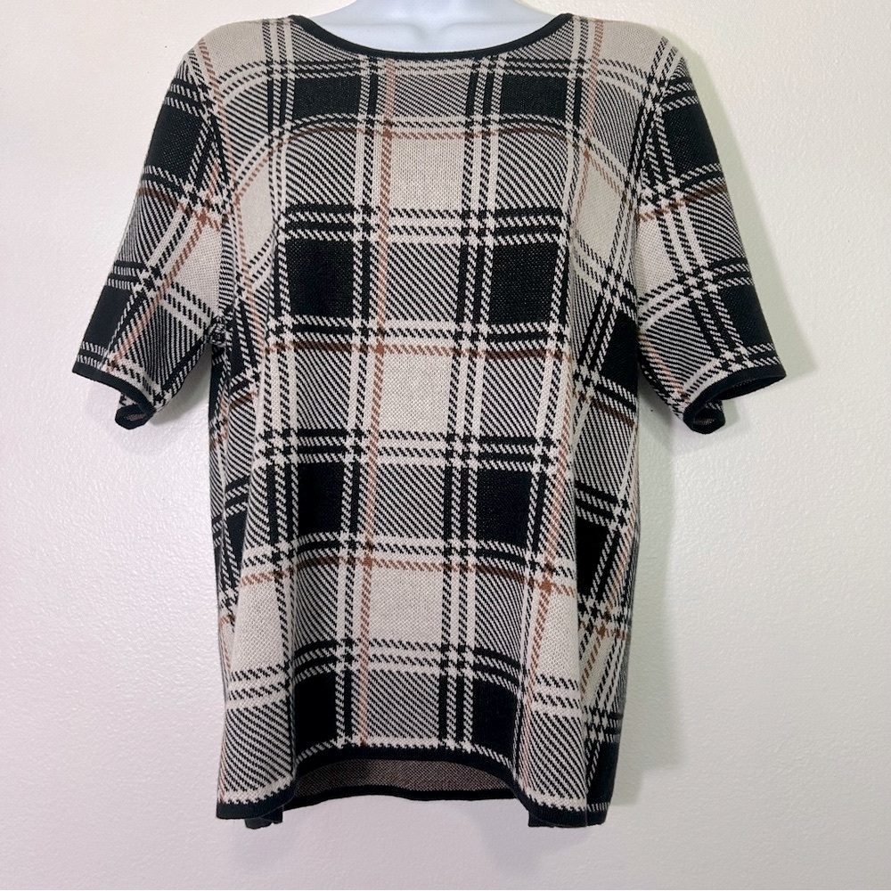 NWT Ann Taylor Ladies Size Large Shortsleeved Top